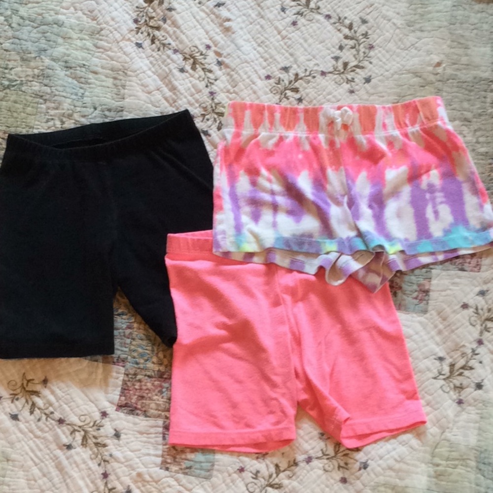 Play shorts bundle size 5T